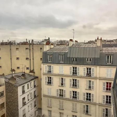 Stylish Montmartre Flat With View *